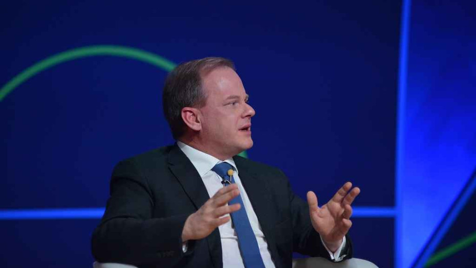 Η παρουσία Καραμανλή στην Βουλή βαλβίδα αποσυμπίεσης για το πολιτικό σύστημα!