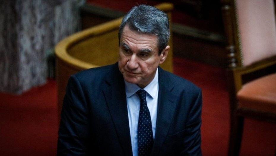 Τη στάση Καραμανλή εκθείασε ο Λοβέρδος – «Πράξη πολιτικής ευθύνης η παραίτηση του»