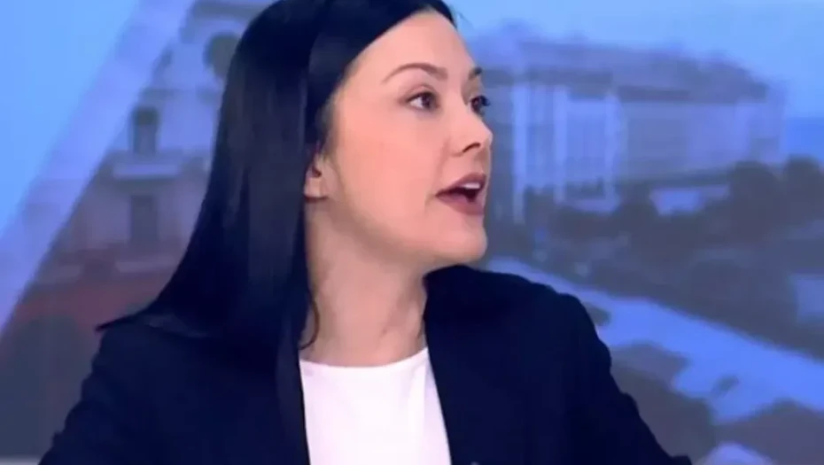 Νάντια Γιαννακοπούλου στον ΣΚΑΪ: «Έλεος! Αφήστε και μια γυναίκα να μιλήσει, τι ασέβεια είναι αυτή»
