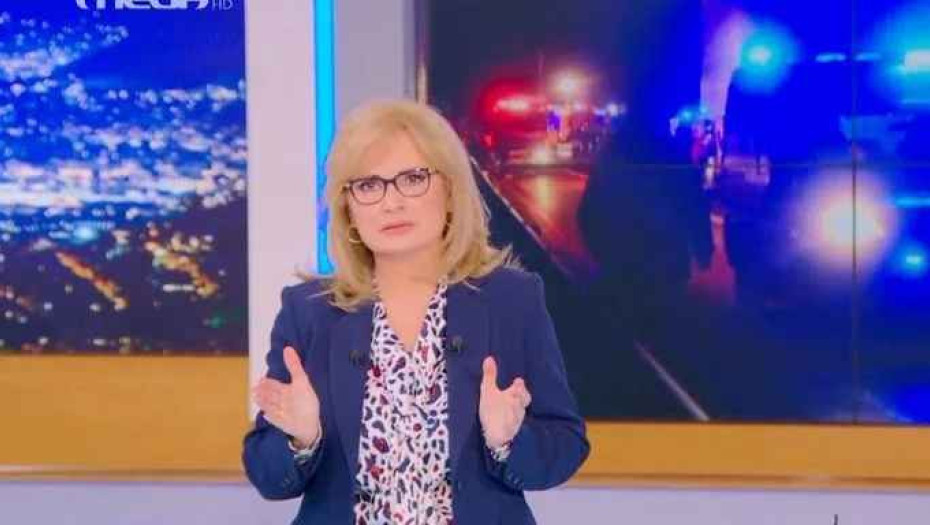 Αγγελική Νικολούλη σε τηλεθεατή: «Σε παίρνουμε και μας κλείνεις το τηλέφωνο, τι φοβάσαι, μη μπλέξεις;»