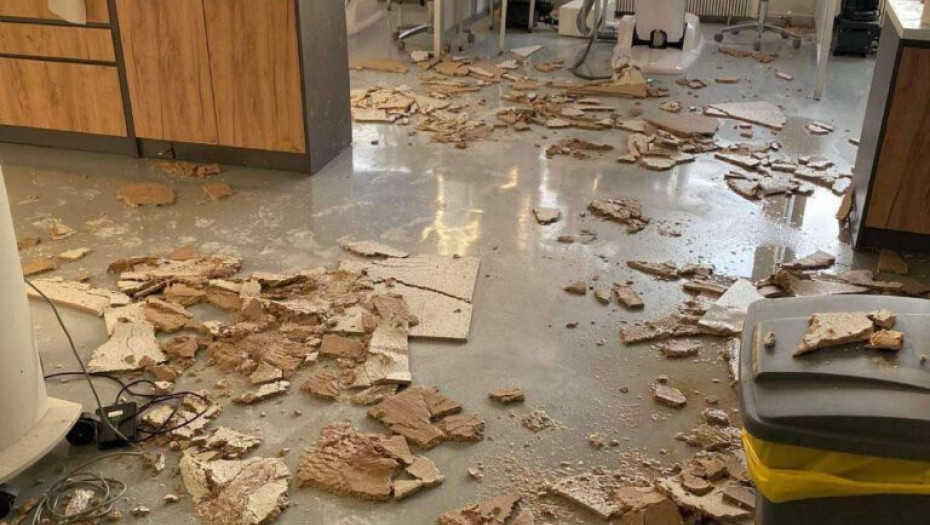 Κατέρρευσε οροφή και πλημμύρισαν αίθουσες στο Αριστοτέλειο Πανεπιστήμιο Θεσσαλονίκης