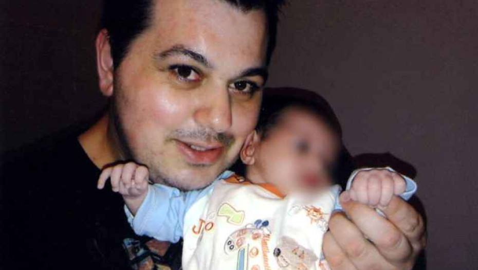 «Τον σκότωσαν, αποκλείεται να αυτoκτόvησε»: Συγκλονίζει ο πατέρας του αδικοχαμένου 31χρονου Δημήτρη Σαράντη