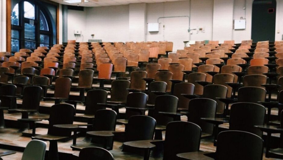 Φοιτήτρια από τις Σέρρες καταγγέλλει ότι δεν της δίνουν πτυχίο γιατί δεν έχει χρήματα για να πληρώσει τη μέριμνα