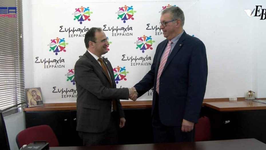 Ο Παντελής Χράπας στο πλευρό του Χρυσάφη!