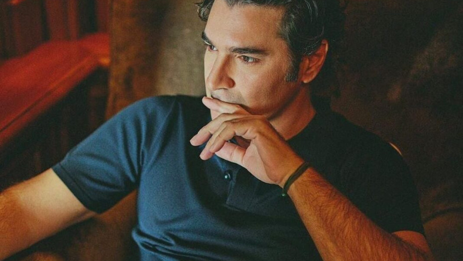 Ο Χριστόφορος Παπακαλιάτης βραβεύτηκε για το «Maestro» στη Νέα Υόρκη