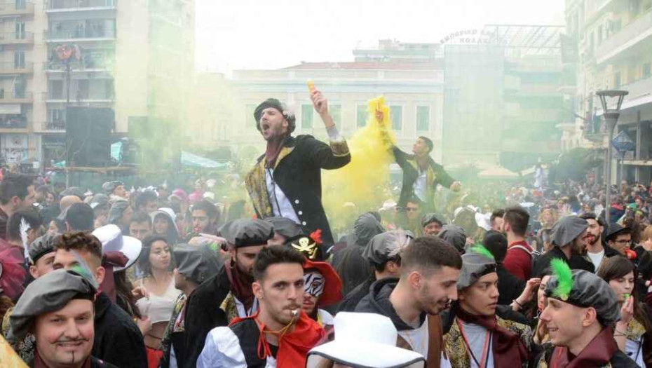 «Πανικός» στην Πάτρα: 600 άτομα εσπευσμένα στα νοσοκομεία, ο σοκαριστικός απολογισμός του Καρναβαλιού