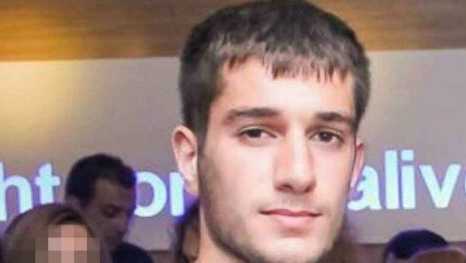 «Τον έβριζαν, τον έδεναν, τον χτυπούσαν, του πέταγαν ζεστό νερό»: Η κατάθεση της μαμάς του Βαγγέλη Γιακουμάκη