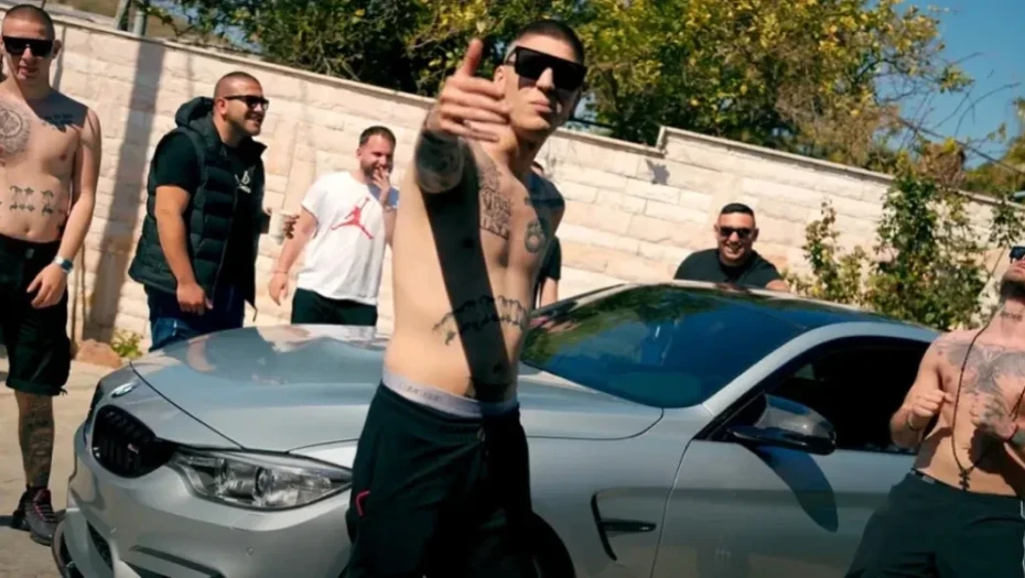 Πατέρας μήνυσε Δημοτικό επειδή ακούστηκε trap σε σχολικό πάρτι