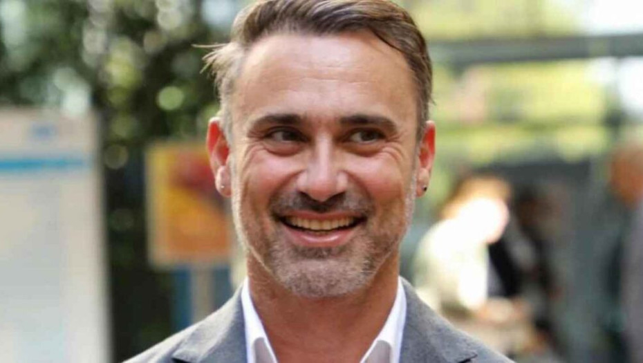 Γιώργος Καπουτζίδης: «Μακάρι κάποιος πατέρας γκέι παιδιού να νιώθει περήφανος όπως ο δικός μου»