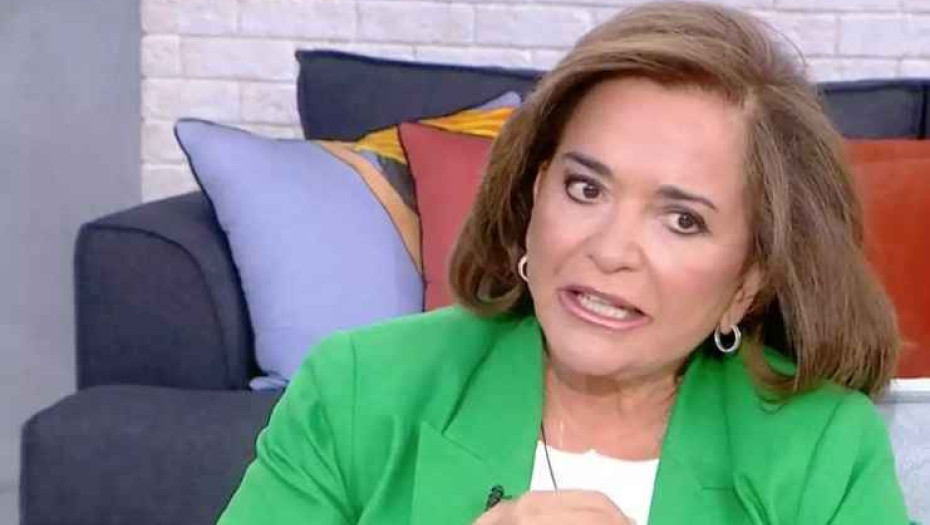 Ντόρα Μπακογιάννη: Έχω κάνει διαθήκη από τα 35 μου, όταν σκότωσαν τον Παύλο – Η Σία Κοσιώνη είναι η καλύτερη νύφη του κόσμου