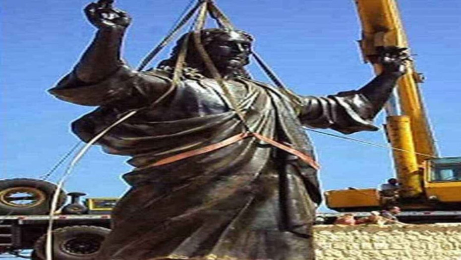 Οι Σύριοι ύψωσαν το δεύτερο μεγαλύτερο γλυπτό στον κόσμο αφιερωμένο στο Χριστό!