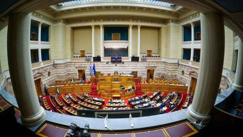 Να πάψει η ενασχόληση με τη πολιτική να είναι προσοδοφόρο επάγγελμα για ορισμένους-Γράφει ο Γιώργος Βεζυργιαννίδης