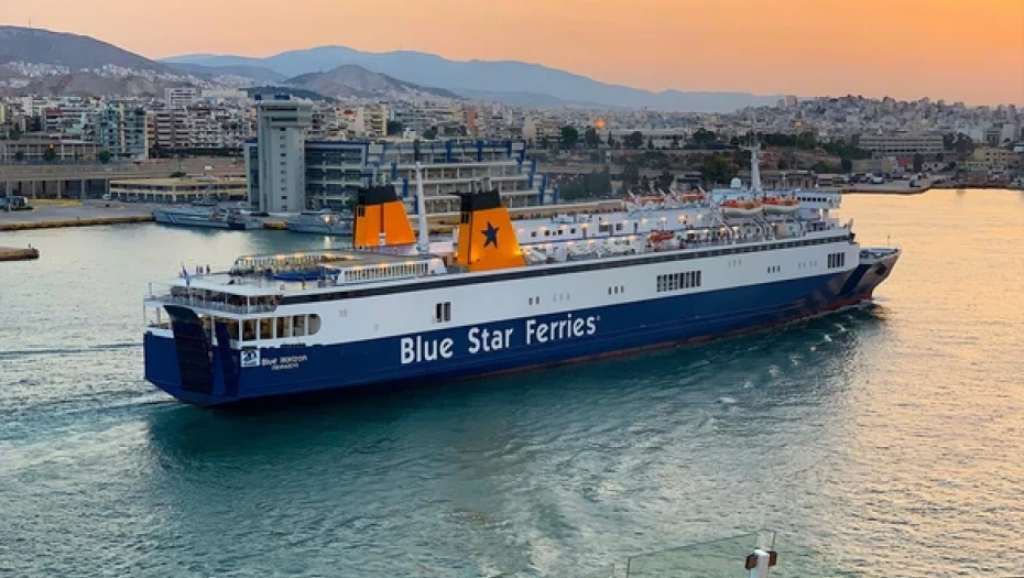 Πειραιάς: «Το πλοίο δεν έχει καμία ευθύνη για το συμβάν» – Οργή για την ντροπιαστική ανακοίνωση από τα μεγάφωνα