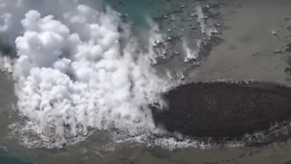 Η Ιαπωνία απέκτησε ένα νέο νησί, μετά την έκρηξη ηφαιστείου