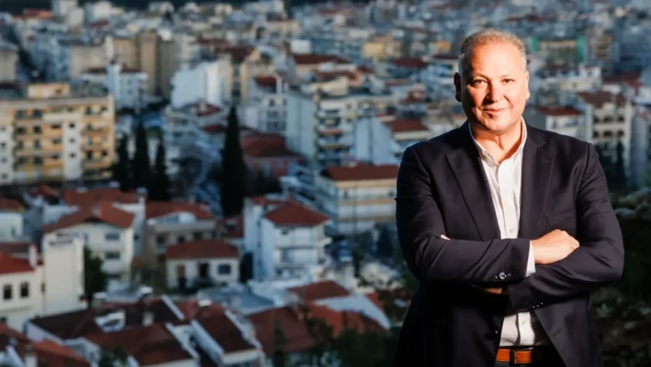 Λευτέρης Αβραμάκης: Σύντροφοι δώστε τόπο στα νιάτα και τη νέα γενιά!