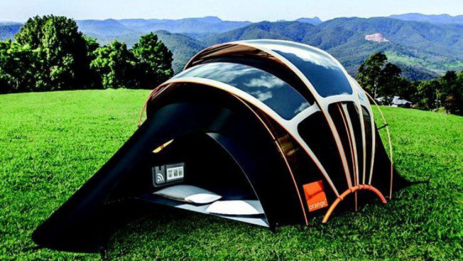 Ο άρχοντας του κάμπινγκ: Ήρθε η ηλιακή σκηνή που σου παρέχει ρεύμα όπου και αν βρίσκεσαι!