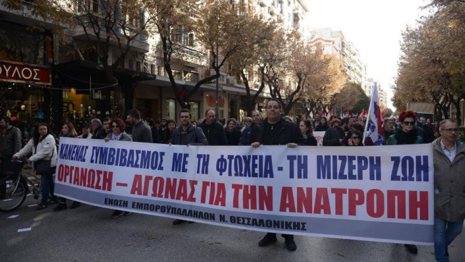 ΕΝΩΣΗ ΕΜΠΟΡΟΫΠΑΛΛΗΛΩΝ Ν. ΘΕΣΣΑΛΟΝΙΚΗΣ:Πρέπει να χαμογελάμε που έχουμε δουλειά, και πληρωνόμαστε με 300€;;