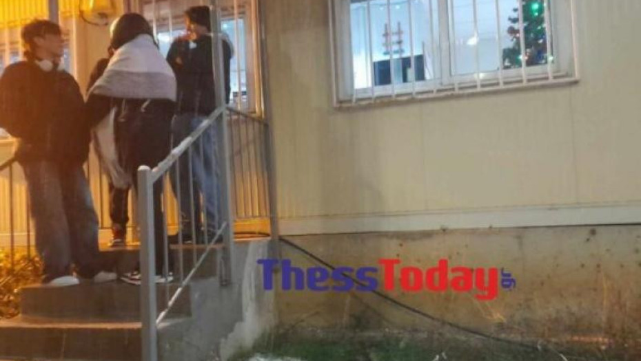 ΚΤΕΛ: Επιβάτες καταγγέλλουν ότι έμειναν χιονοθύελλα επειδή οι εργαζόμενοι στα διόδια δεν τους άνοιγαν τα γραφεία