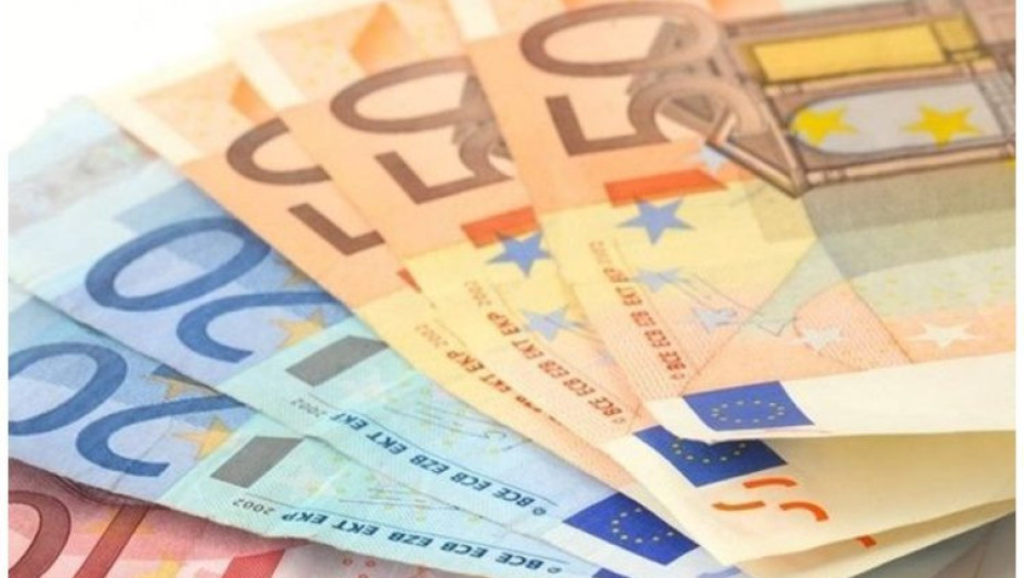 Μείωση κονδυλίων, δίδακτρα και έλεγχος από εταιρείες. Αυτό το μέλλον των ΑΕΙ οραματίζεται η κυβέρνηση;