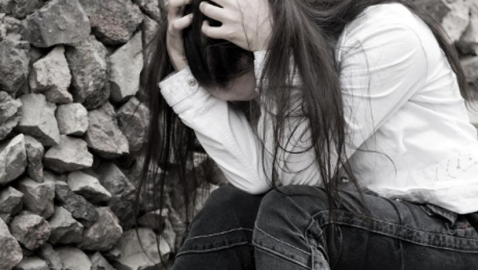 Λάρισα: Χειροπέδες σε 54χρονο που θώπευε την εγγονή του- «Αυτή με προκάλεσε» είπε