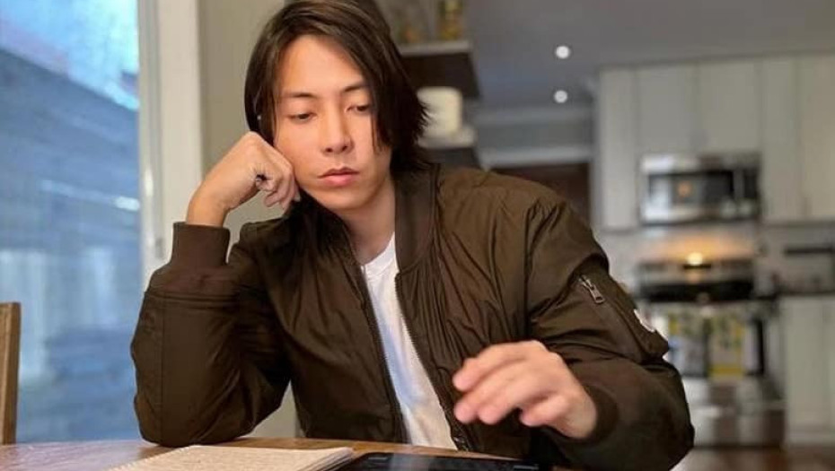 Γιατί στην Ιαπωνία μένουν παpθένοι σχεδόν μέχρι τα 35;