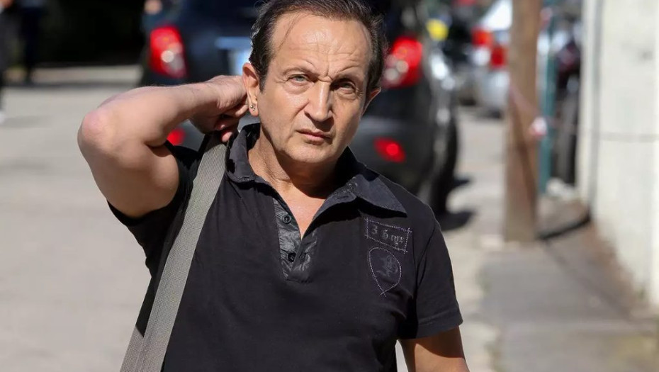 Σπύρος Μπιμπίλας στη Βουλή: «Έκλαιγα κρυφά, γιατί έπρεπε να κρύψω κάτι που ντρεπόμουν για αυτό»