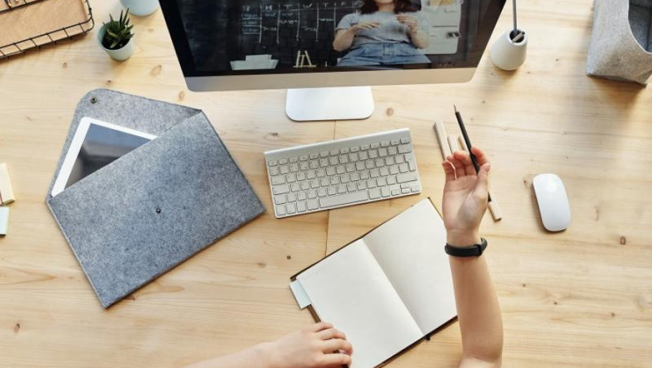 Καταγγελία: Την απέλυσε επειδή απήργησε και στο τέλος του μήνα την πλήρωσε… 2 ευρώ