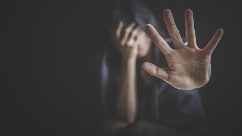Ηλεία: Καταγγελία 19χρονης – Την κρατούσε φυλακισμένη, τη βίασε και τη χτυπούσε