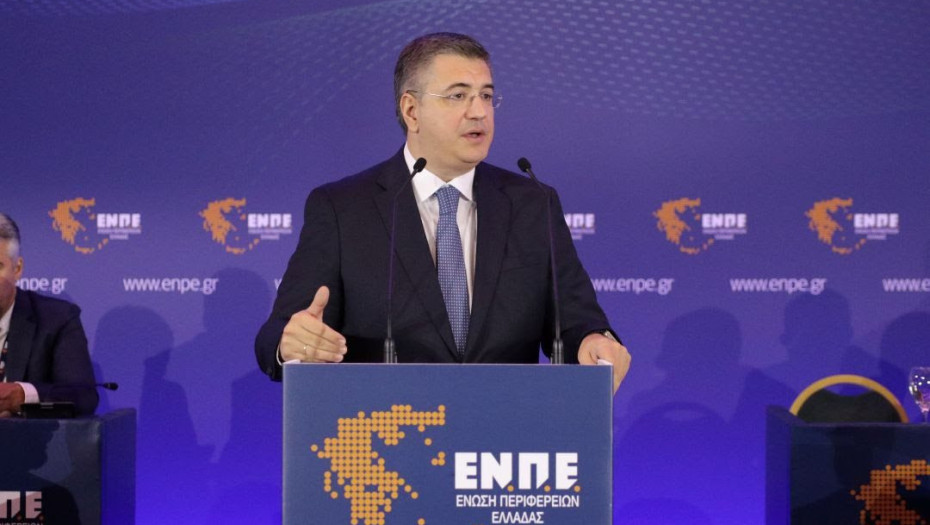 Στο συνέδριο της ΕΝΠΕ συγκινητική η τελευταία παρουσία του Απόστολου Τζιτζικώστα