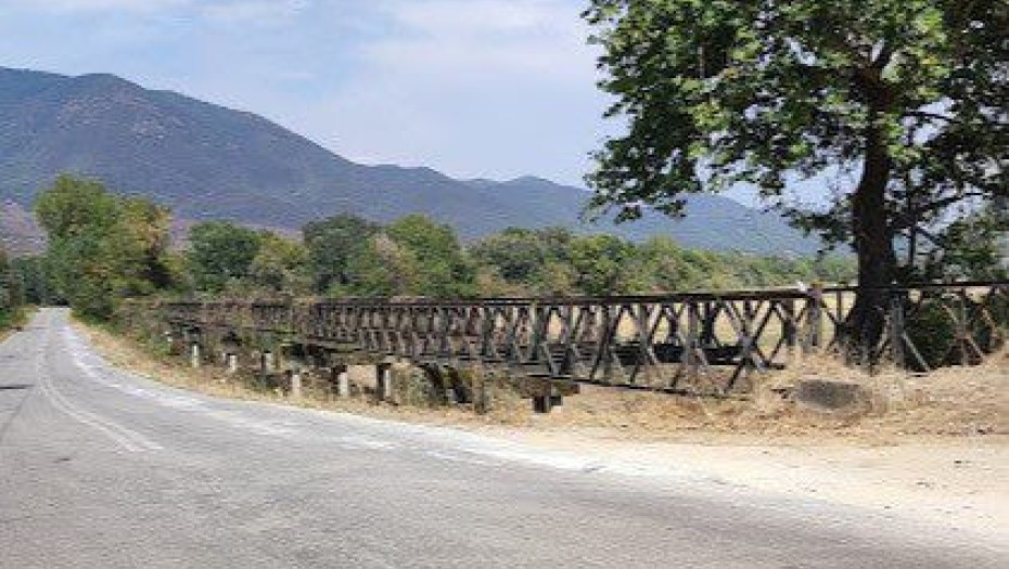 Αντιδράσεις στην κοινωνία της Βυρώνειας από την απόφαση του στρατού να “ξηλώσει” την ιστορική γέφυρα Bailey