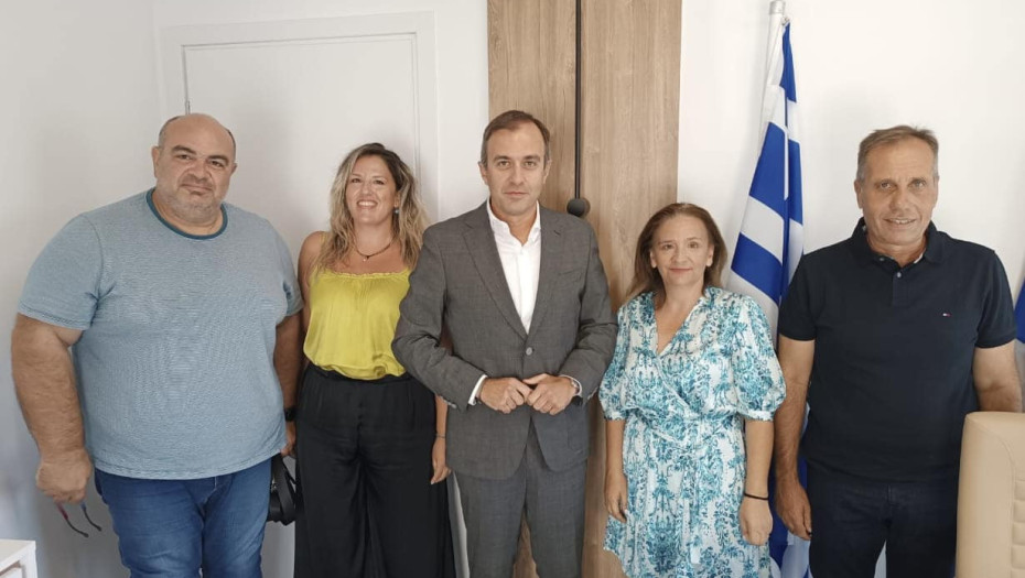 Συναντήθηκε με στελέχη της ΔΑΚΕ Πρωτοβάθμιας Εκπαίδευσης – «Η παιδεία στο επίκεντρο» για τον Τάσο Χατζηβασιλείου