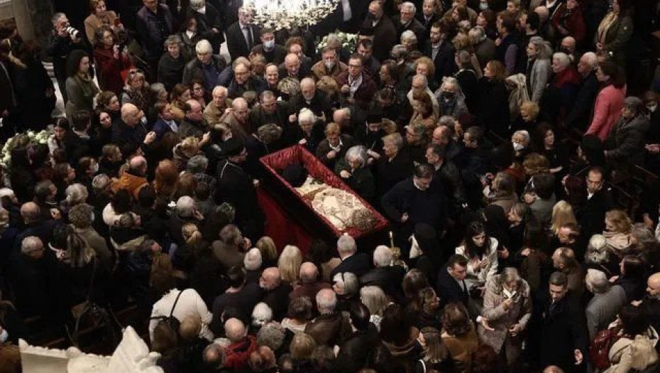 Αρχιεπίσκοπος Αλβανίας Αναστάσιος: Πλήθος κόσμου στο λαϊκό προσκύνημα στα Τίρανα