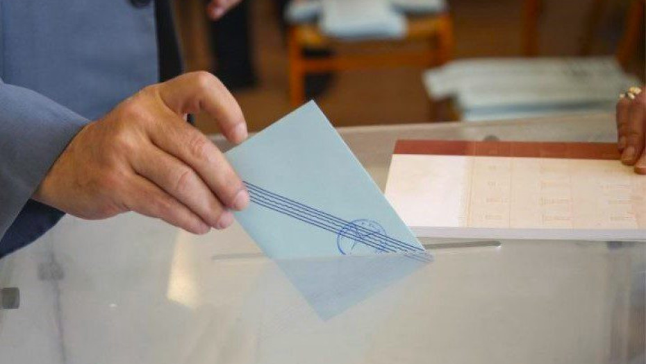 Δημοσκόπηση Interview για την POLITIC: Πολιτική σταθερότητα βλέπουν οι πολίτες