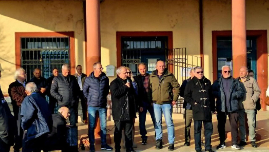 Στο Σταθμό της Ροδόπολης από κατοίκους του Δήμου Σιντικής συμβολικός αποκλεισμός της σιδηροδρομικής γραμμής