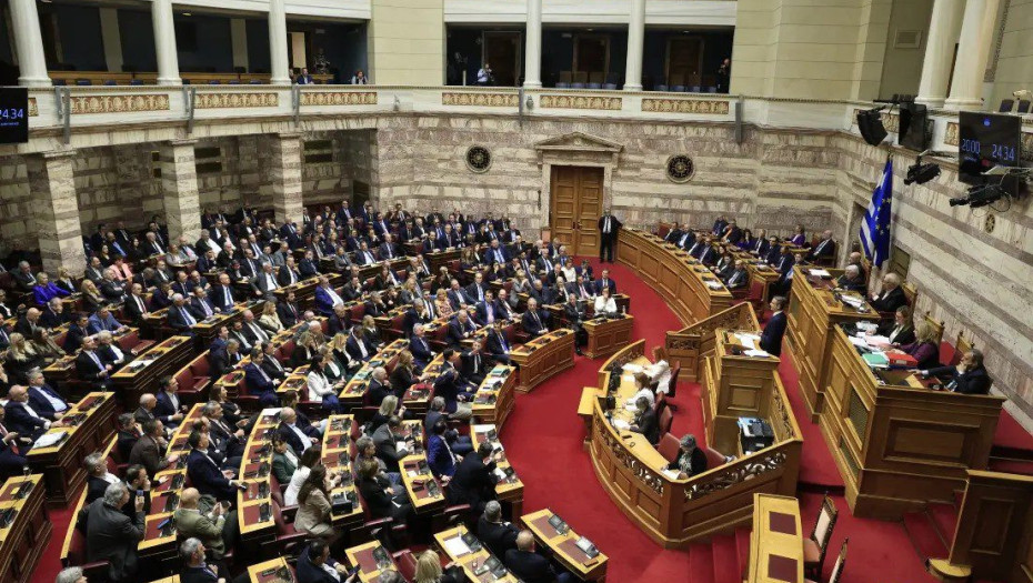 Από 11 βουλευτές της ΝΔ νέο «γαλάζιο αντάρτικο»