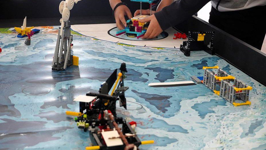 “Μικροί Επιστήμονες στο Δήμο Αριστοτέλη”: Το πρόγραμμα εκπαιδευτικής ρομποτικής που έγινε θεσμός