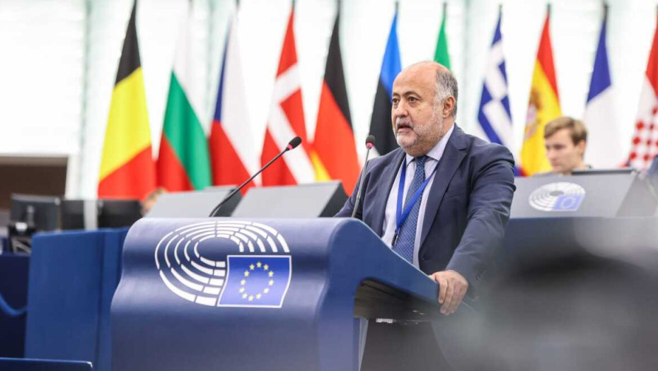 Δημήτρης Τσιόδρας: Μέτρα αντιμετώπισης για την παράνομη διακίνηση φαρμάκων μέσω διαδικτύου