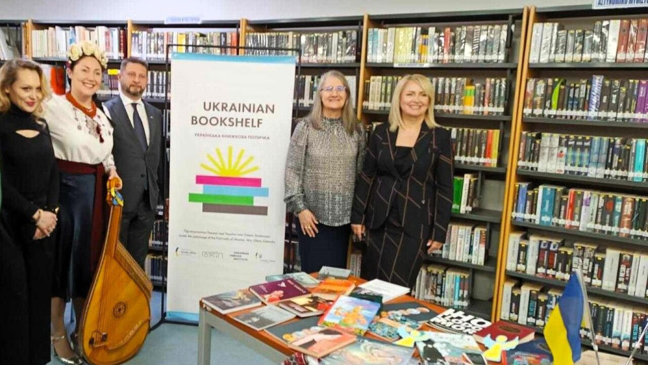 Δημόσια Κεντρική Βιβλιοθήκη Σερρών: Δωρεά ουκρανικών βιβλίων και δημιουργία ουκρανικού ραφιού
