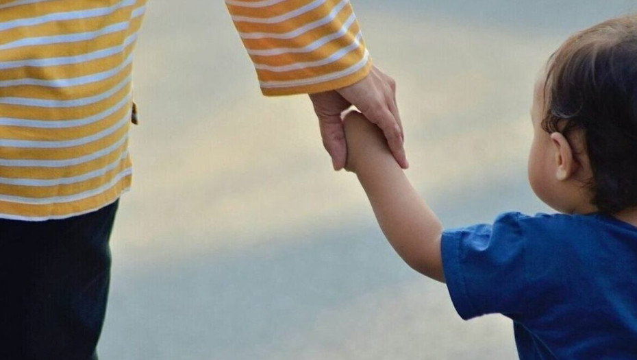 1.000 ευρώ για κάθε παιδί που γεννήθηκε το 2024 από τον Δήμο Δοξάτου