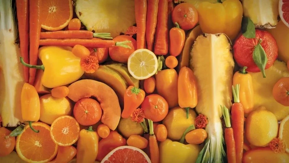 Αυτές οι τρεις πορτοκαλί τροφές βοηθούν στο μαύρισμα