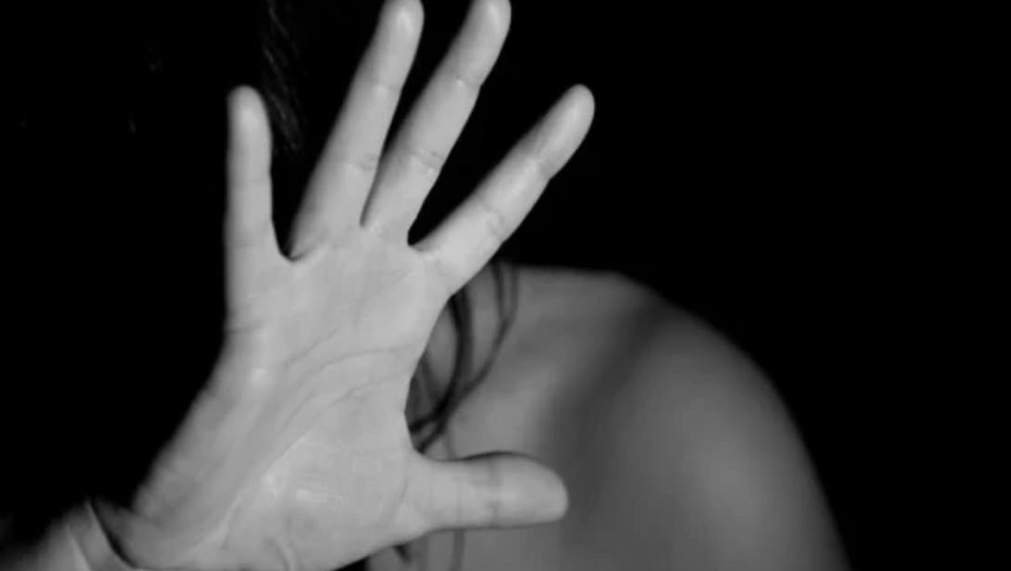 Φρίκη στην Ελευσίνα: Κατακρατούσε χωρίς τη θέλησή της 17χρονη, την βίαζε και την εξέδιδε