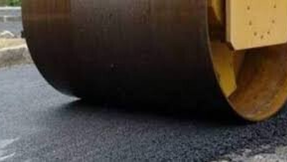 Σέρρες: "Εργασίες ασφαλτόστρωσης με χρηματοδότηση από την προηγούμενη δημοτική αρχή"