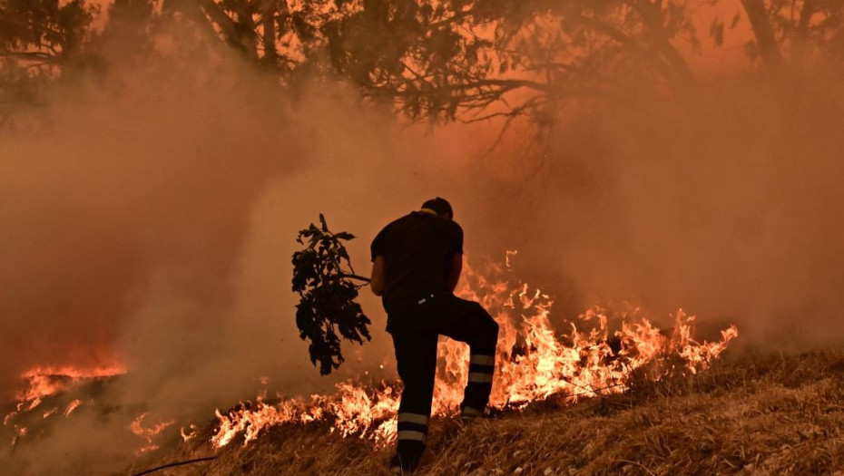 Χειροπέδες σε υπαλλήλους του ΔΕΔΔΗΕ για τη φωτιά στην Κερατέα - Αναζητείται διευθυντικό στέλεχος
