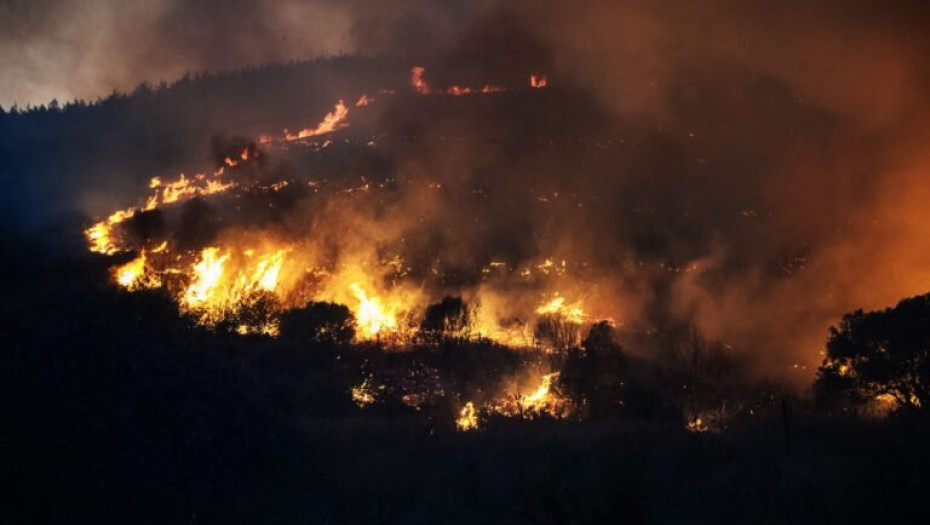 Ισπανία: Εσπευσμένη απομάκρυνση 1.000 και πλέον κατοίκων από τις εστίες τους λόγω πυρκαγιών