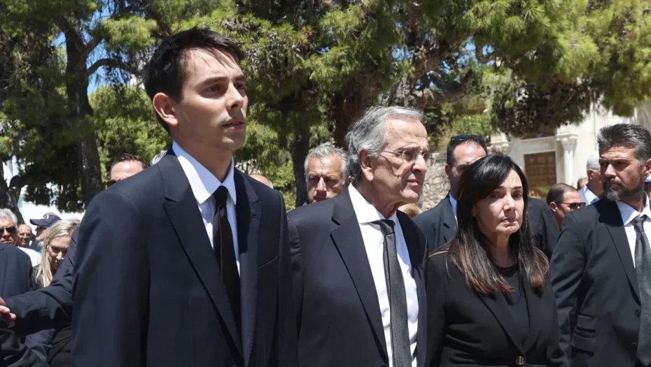 Το αντίο του Α. Σαμαρά στην κόρη του: Ευχαριστώ τον Θεό που μας έδωσε αυτό το δώρο για 34 χρόνια