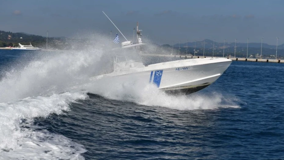 Σταυρός: Κινητοποίηση πέντε σκαφών για τον εντοπισμό χειριστή σανίδας SUP