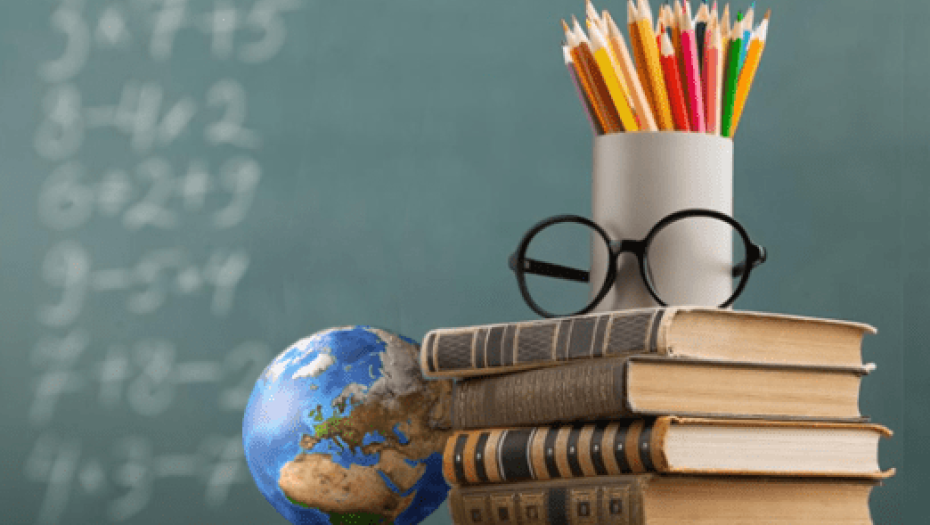 Πρώτη Μέρα στο Δημοτικό: Συμβουλές για Μαμάδες με Καρδιά Γεμάτη Συγκίνηση