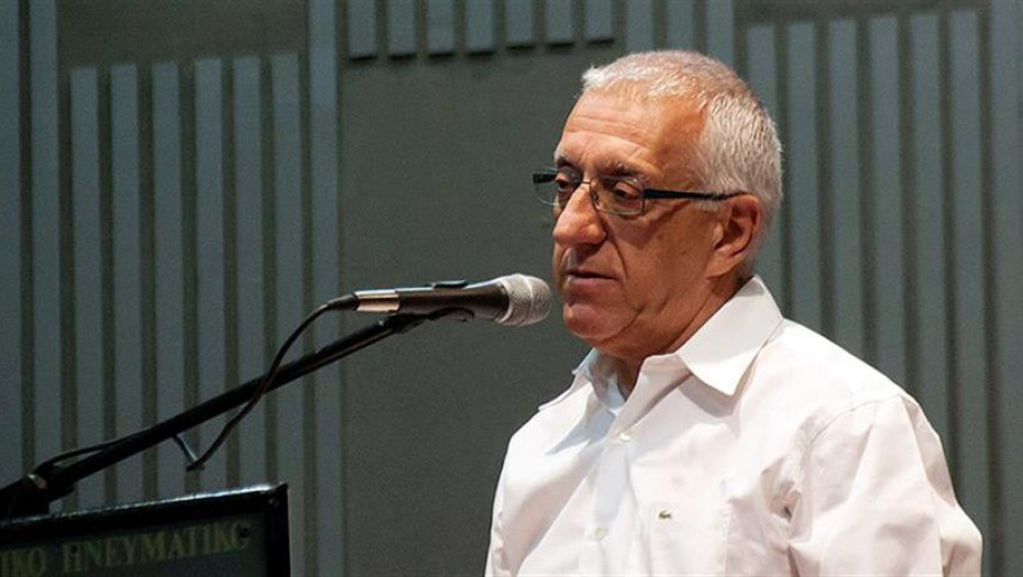 Η Βουλή δωρίζει 15 οδοντιατρικές καρέκλες στην οδοντιατρική Σχολή στο ΕΚΠΑ