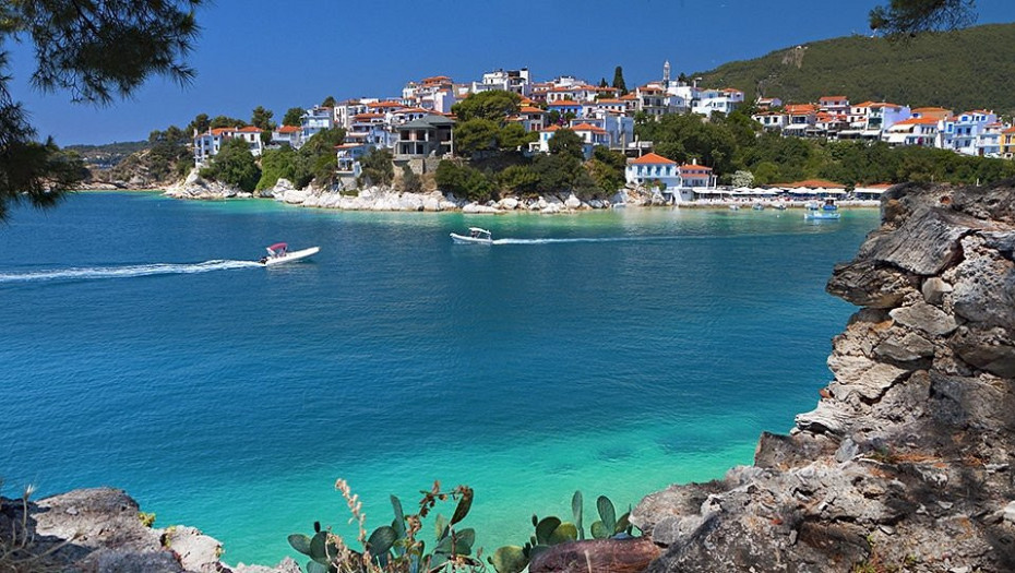 Νεκρή γυναίκα σε παραλία της Κατερίνης