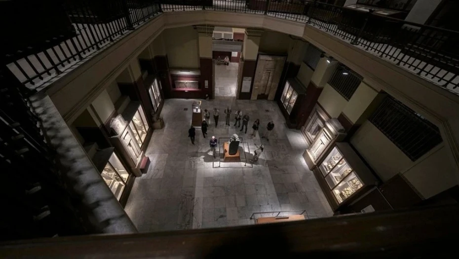 Αίγυπτος: Έλιωσαν το βραχιόλι Φαραώ 3.000 ετών που εκλάπη από μουσείο